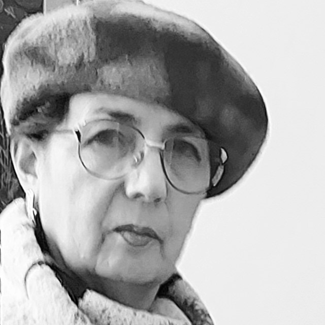 Valide Pashayeva
